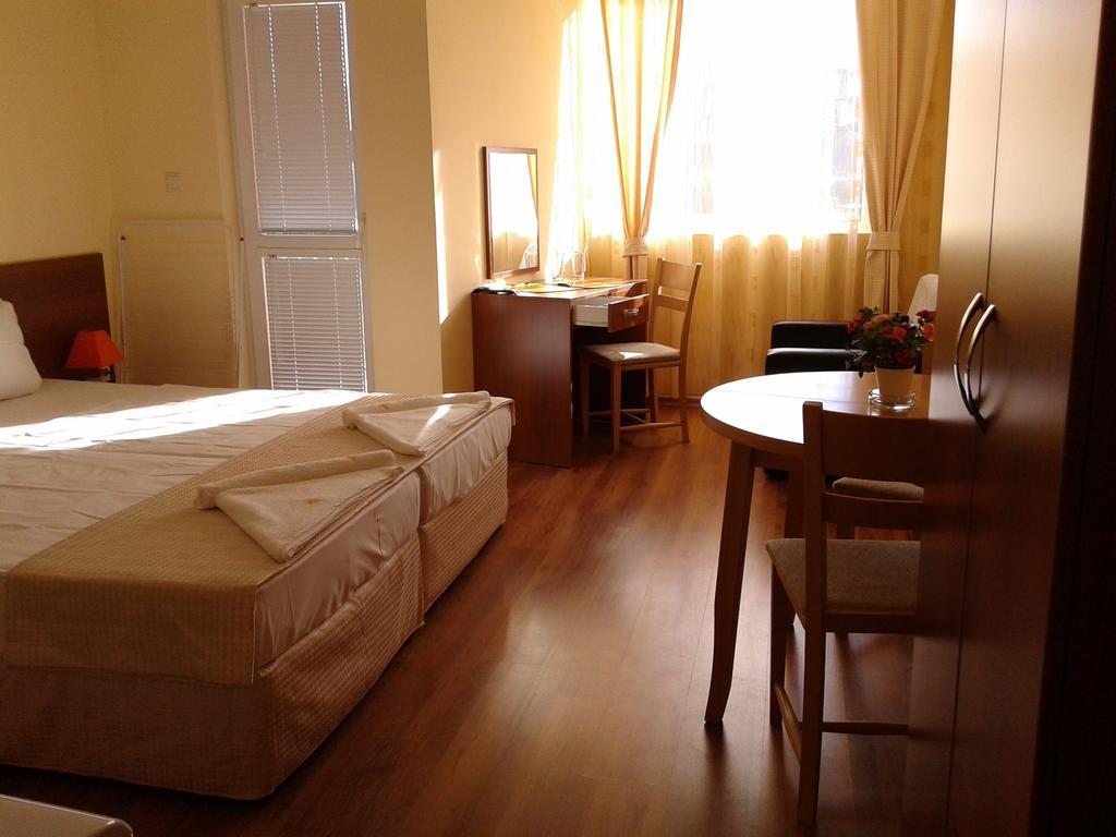 Stephanovy Guest House Sozopol Habitación foto