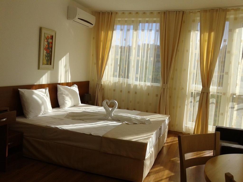 Stephanovy Guest House Sozopol Habitación foto